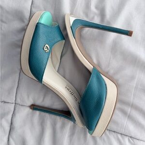 Vintage Carmen Steffens Blue, white, and gold heels.